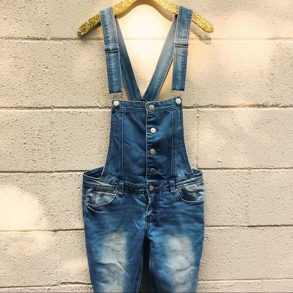 Tinseltown Denim Couture Bib Overalls. - Picture 4 of 15